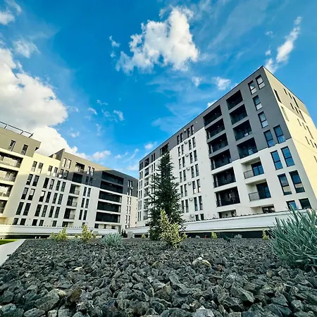 Apartment Modern With Free Private Parking In Timisoara