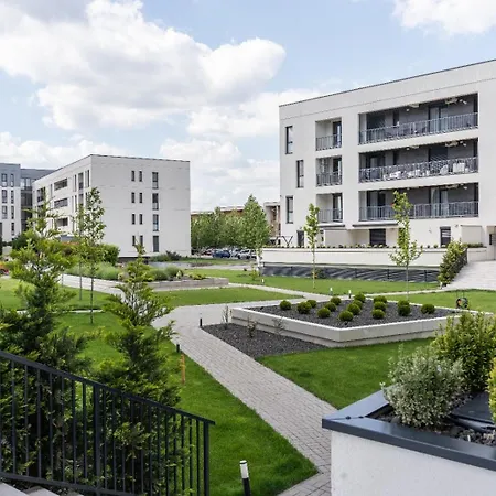 Appartement Modern With Free Private Parking In