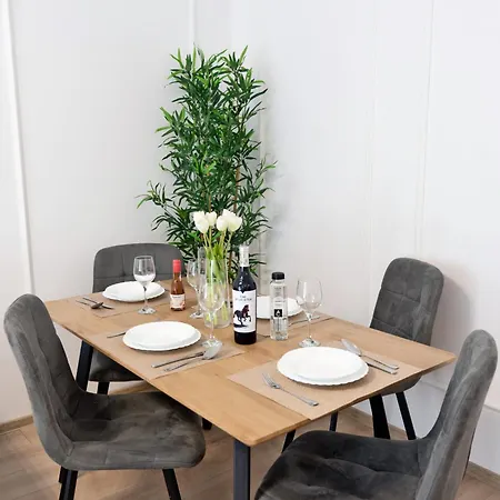 Modern With Free Private Parking In * Тимишоара