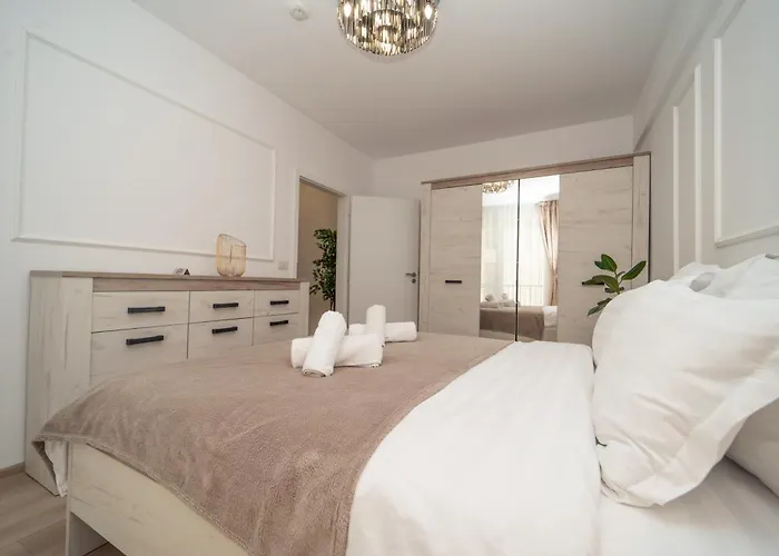 Modern With Free Private Parking In * Timişoara