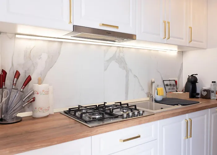 Appartement Modern With Free Private Parking In *