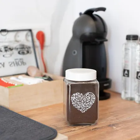 Modern With Free Private Parking In Apartament