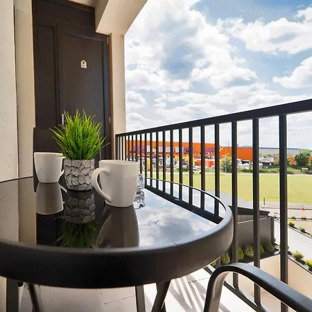 Apartament Modern With Free Private Parking In *