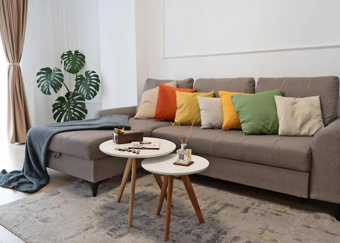 Apartmán Modern With Free Private Parking In