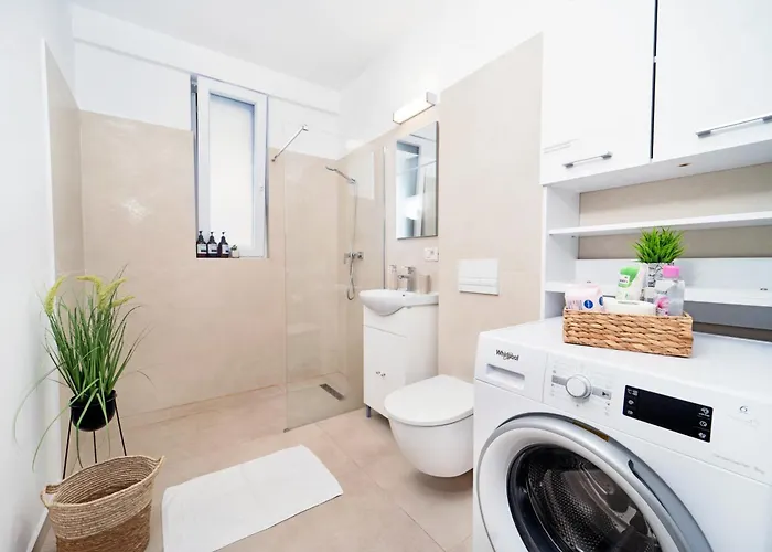 Modern With Free Private Parking In Temešvár