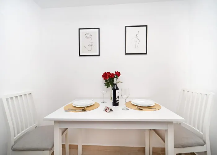 Modern With Free Private Parking In Apartmán *